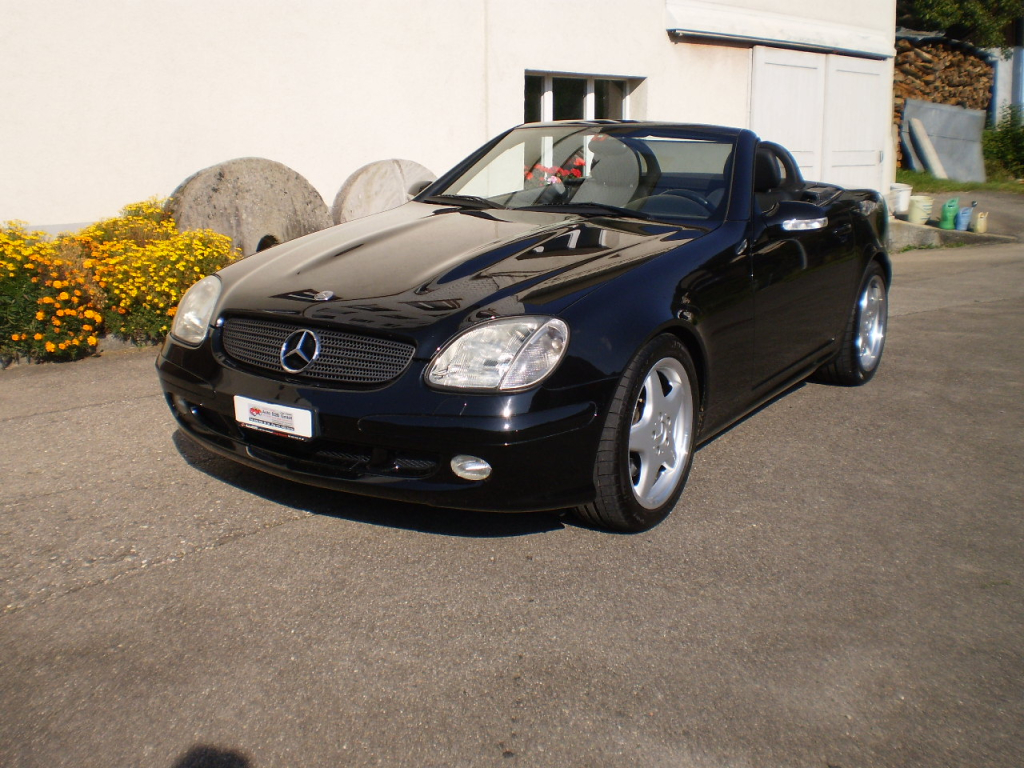 Mercedes-Benz SLK 320 Cabrio mit Top Ausstattung