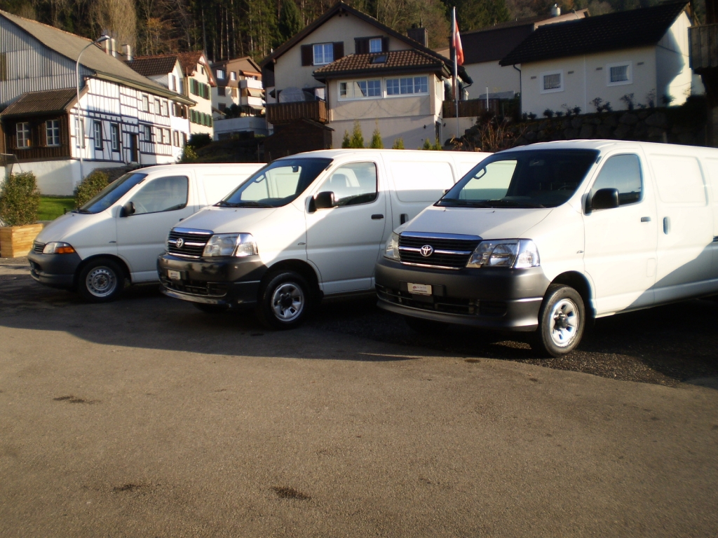 TOYOTA Diverse Hiace 117PS 4x4 D-4D Van 4WD+2WD LWBLanger Radstand (Kasten)