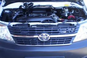 TOYOTA Hiace 2.5 D-4D Van LWB Lang Version (Kasten) ((BARANKAUF gesucht !!))