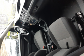 VW Caddy 2.0TDI 4x4 Motion BlueMotion Technology DSG,Navi,AHK 1500kg Monteur Fahrzeug geeignet mit Sortimo 2x Schiebetüren **Verkauft nach 8732 Neuhus Kt.SG**