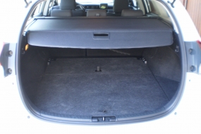 TOYOTA Auris 1.8 HSD Hybrid Touring Sports Luna e-CVT **VERKAUFT**