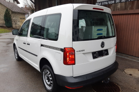 VW Caddy 2.0TDI 4x4 Motion BlueMotion Technology DSG,Navi,AHK 1500kg Monteur Fahrzeug geeignet mit Sortimo 2x Schiebetüren **Verkauft nach 8732 Neuhus Kt.SG**