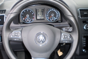VW Touran 1,4 TSI Team 7Platz,Automat-DSG,Navi,CH AUTO ! (Kompaktvan / Minivan)