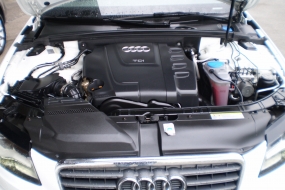 AUDI A4 Avant 2,0 TDI 143Ps Multi Tronic 8-Stufen Automat-Navi,Xenon,Sitzheizung (Kombi)