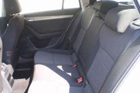 SKODA Octavia 1,6 TDI 4x4 Ambition Navi (Kombi):