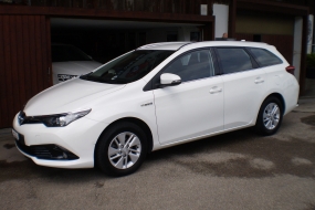 TOYOTA Auris 1,8 HSD Hybrid Touring Sports Luna e-CVT (Kombi