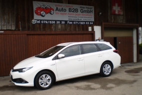 TOYOTA Auris 1,8 HSD Hybrid Touring Sports Luna e-CVT (Kombi