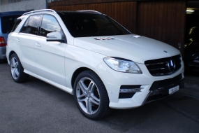 MERCEDES-BENZ ML 350 BlueTEC Edition1 "AMG STYLING"Panorama-Glassdach(4x4) (SUV / Geländewagen)Top