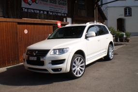 VW Touareg R50 V10 (SUV/Geländewagen)