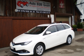 TOYOTA Auris 1,8 HSD Hybrid Touring Sports Luna e-CVT (Kombi