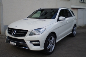 MERCEDES-BENZ ML 350 BlueTEC Edition1 "AMG STYLING"Panorama-Glassdach(4x4) (SUV / Geländewagen)Top